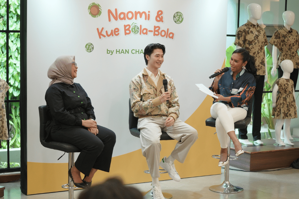 Talkshow saat peluncuran buku anak Naomi & Kue Bola-Bola