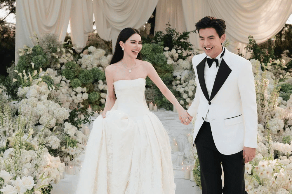 Davika Hoorne dan Ter Chantavit Resmi Menikah setelah 7 Tahun Pacaran