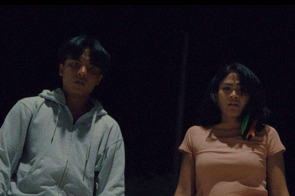 5 Fakta Kisah Cinta dalam Video Klip 'Letdown' Hindia 4