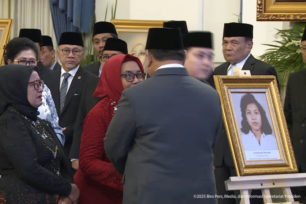 10 Pahlawan Nasional 2025 Beserta Jasanya yang Dibacakan di Istana Negara (4).png