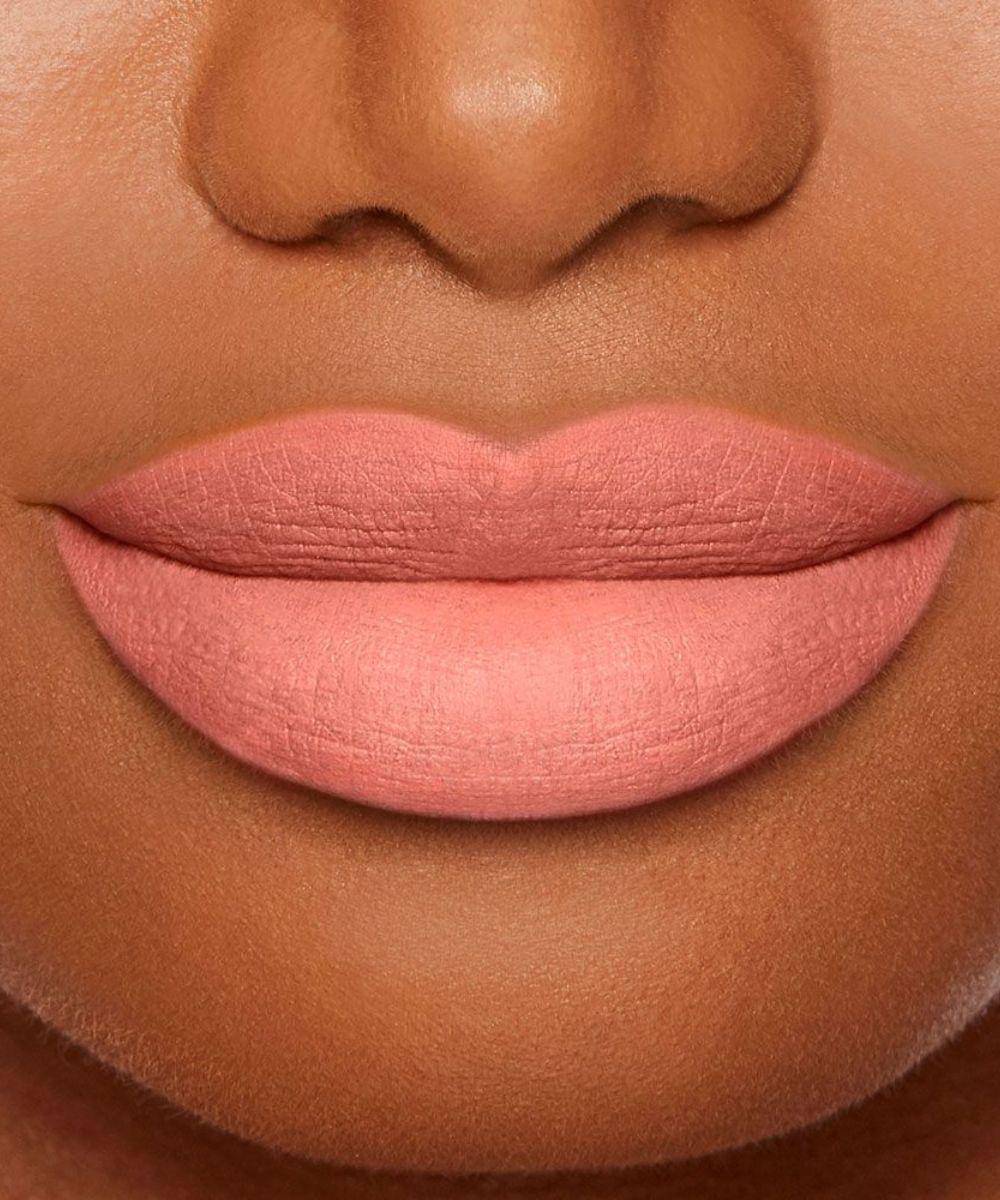 warna lipstik bikin wajah kusam