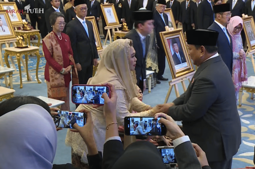 10 Pahlawan Nasional 2025 Beserta Jasanya yang Dibacakan di Istana Negara (2).png