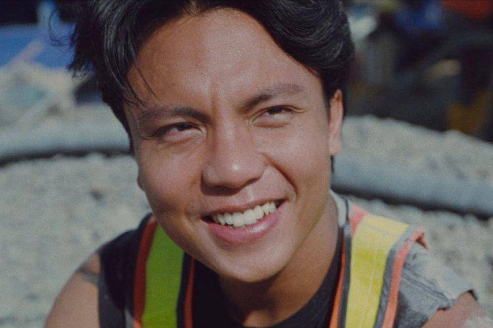 5 Fakta Kisah Cinta dalam Video Klip 'Letdown' Hindia 1