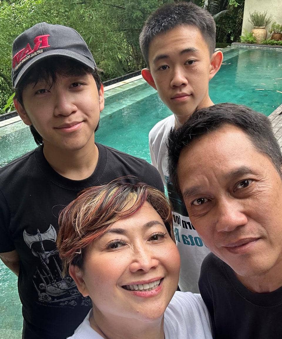 Keluarga Indy Barends 1.jpg