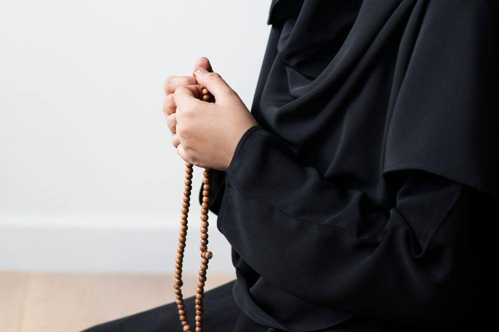 Cara Ikhlas dan Menghadapi Pertanyaan “Kenapa Belum Punya Anak?”