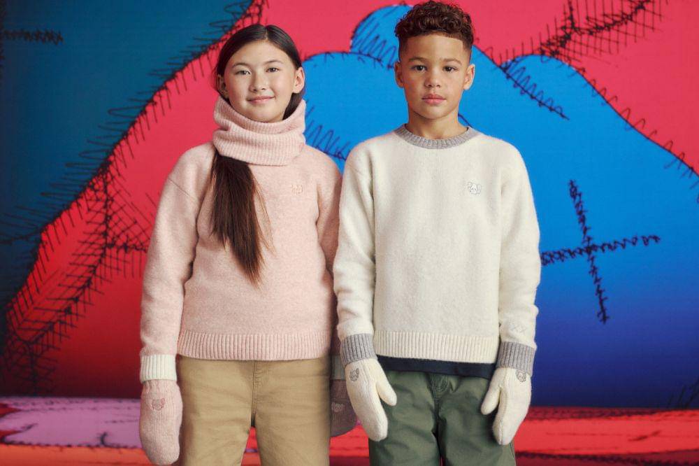 UNIQLO  KAWS (1).jpg