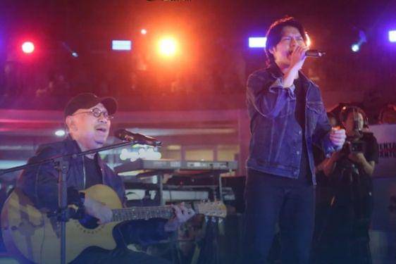 Duet Ebiet dan Rony Tutup Rangkaian Festival Teman Kota 2025
