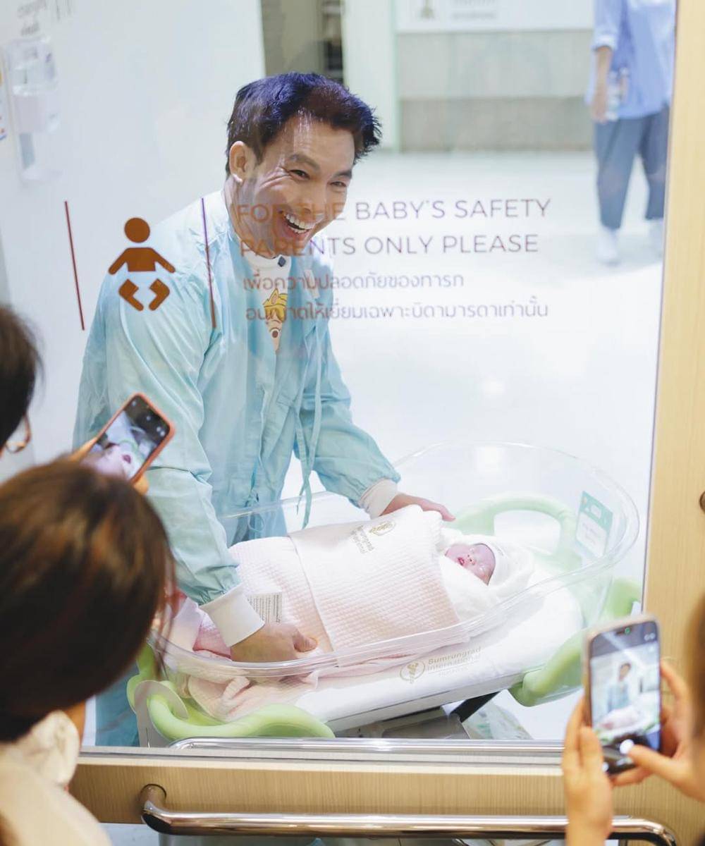 Instagram.com/aonsomrutai