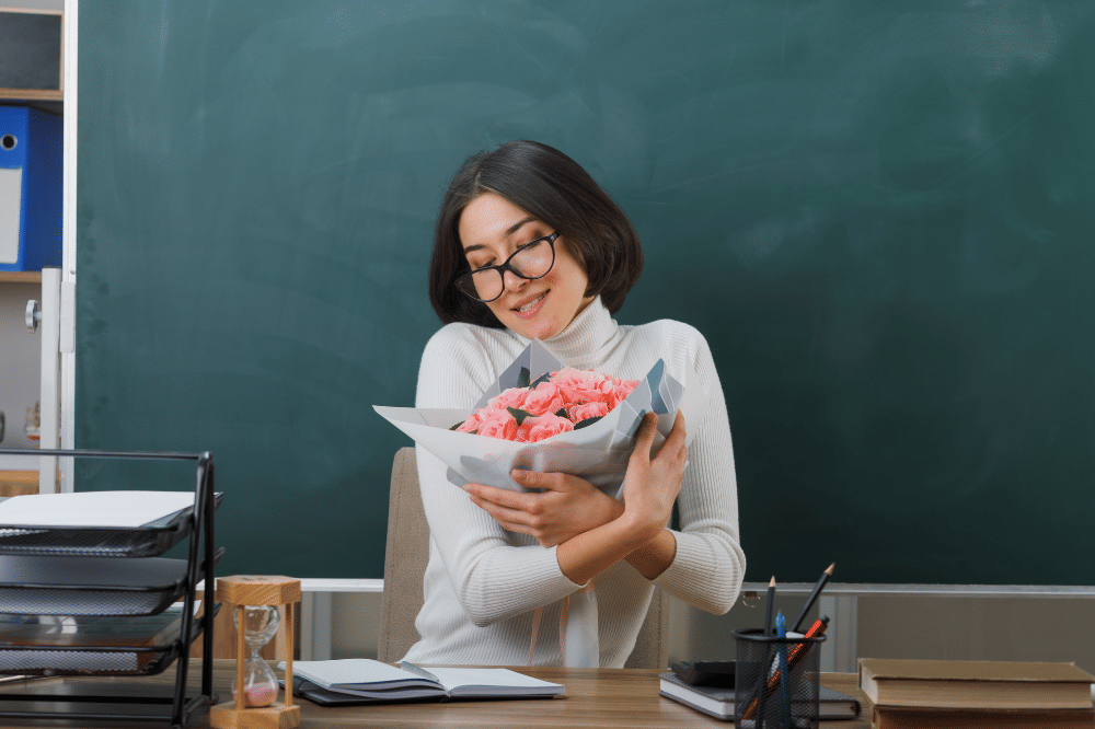 100 Kata-Kata Hari Guru yang Menyentuh Hati, Lucu, dan Inspiratif