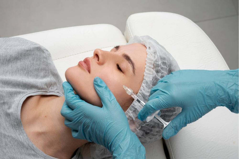 Ketahui Keamanan Filler HA sebelum Wujudkan Wajah Awet Muda! (1).jpg