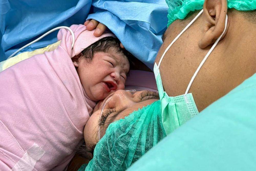 Frans Faisal Dikaruniai Anak Pertama, Fuji Tambah Keponakan Baru! (2).jpg