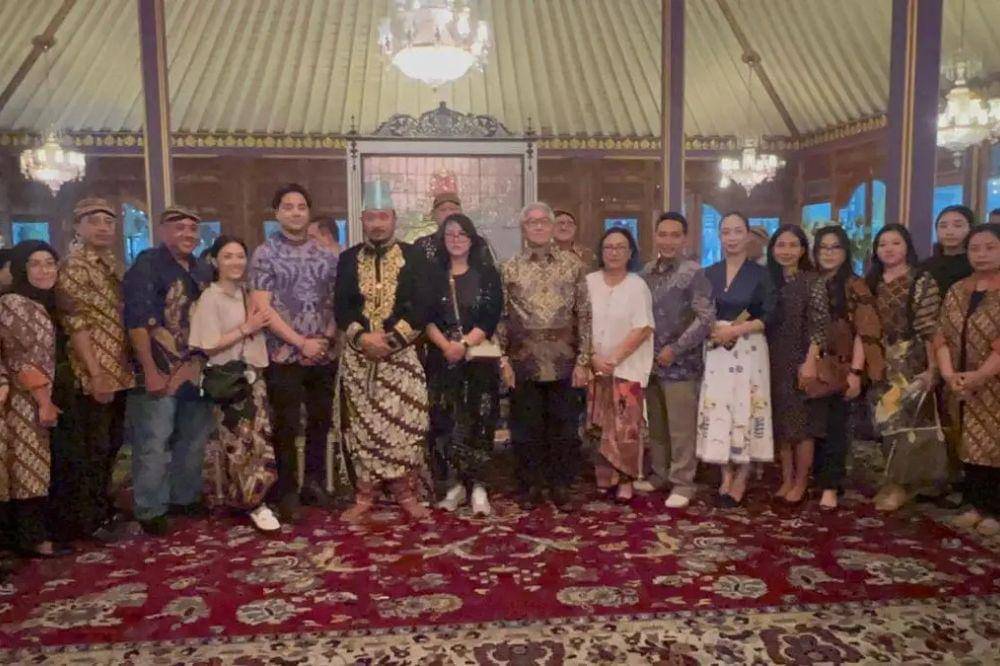 Profil dan Biodata KGPH Hangabehi, Putra Tertua Pakubuwono XIII (4).jpg