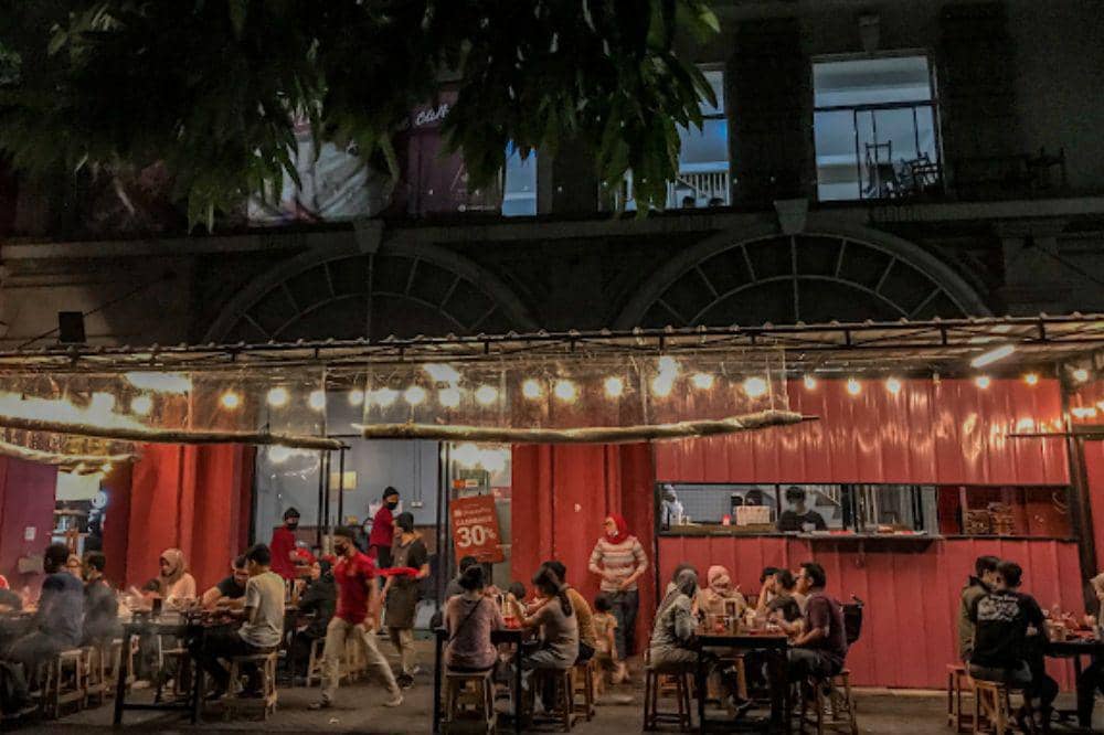 6 Restoran All You Can Eat Terdekat di Bekasi yang Ramai Pengunjung!