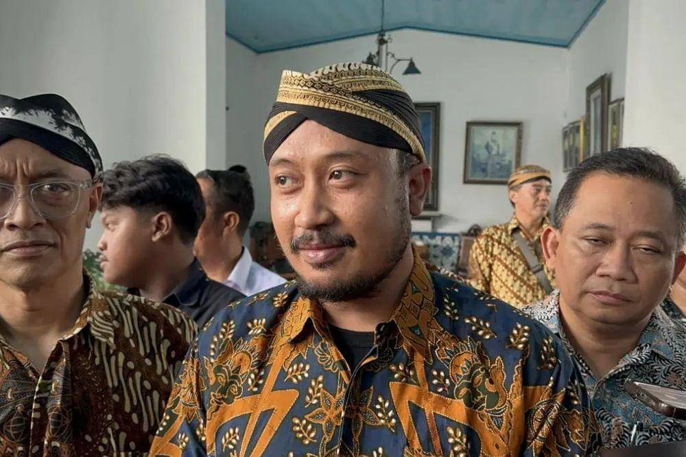 Profil dan Biodata KGPH Hangabehi, Putra Tertua Pakubuwono XIII (2).jpg