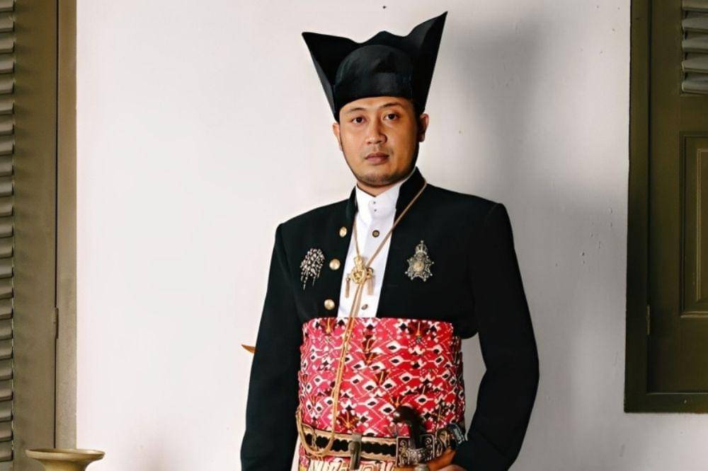 Profil dan Biodata KGPH Hangabehi, Putra Tertua Pakubuwono XIII.jpg