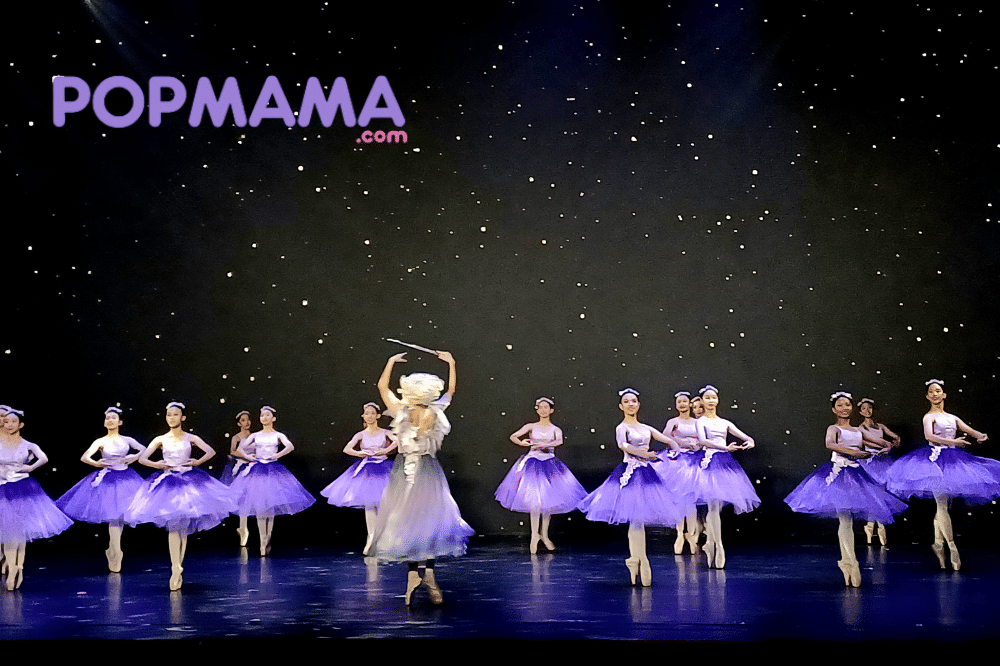 Penampilan Cinderella Ballet Etoile Dance Center dan Ballet Manila