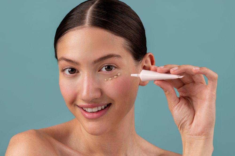 7 Urutan Skincare Pagi yang Tepat Menurut Dermatolog
