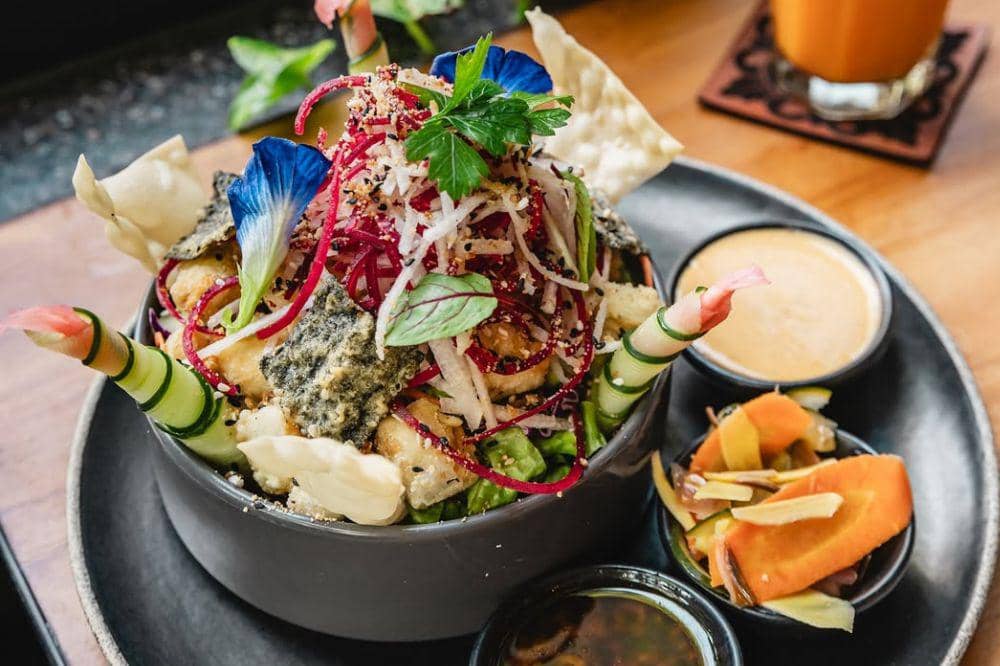 14 Tempat Brunch Terdekat di Canggu yang Wajib Kamu Cobain! (7).jpg