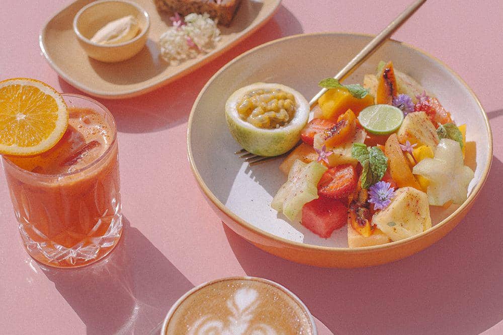 10 Tempat Brunch Terdekat di Seminyak, Bikin Liburan Makin Nikmat (2).jpg