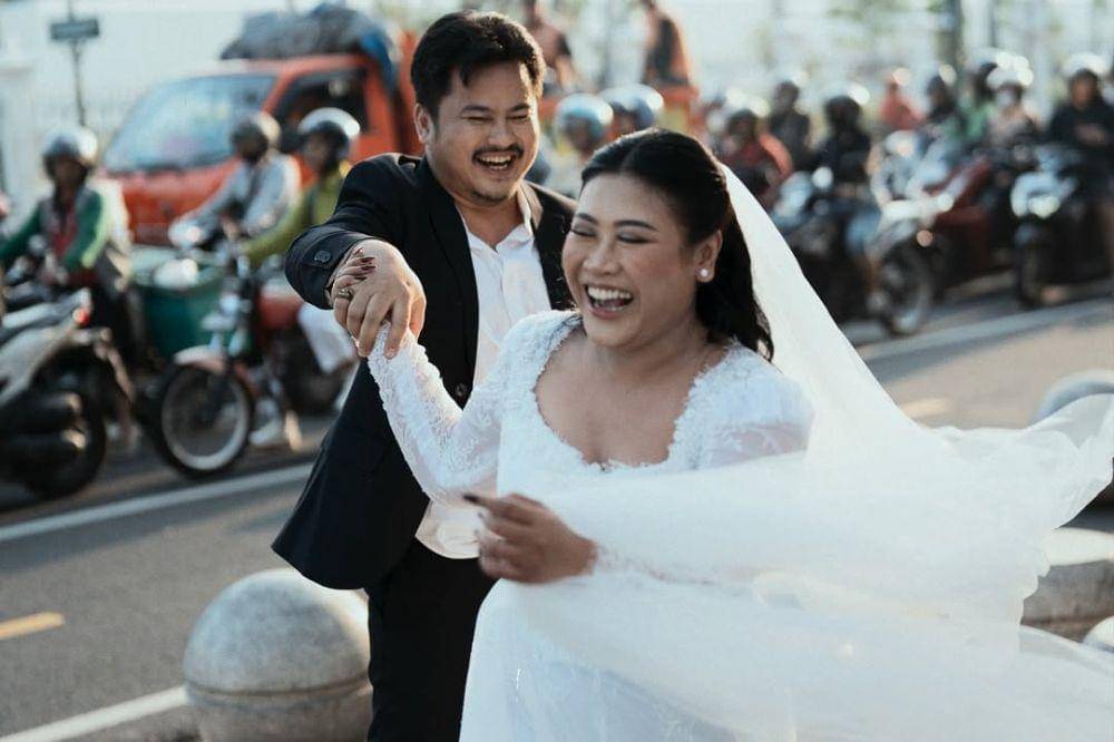 Fakta Kisah Cinta Boiyen dan Suami