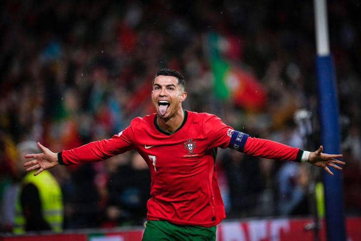 Kena Virus Padel, Cristiano Ronaldo Investasi Rp85 Miliar Bangun Klub