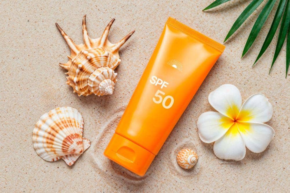 Benarkah Sunscreen Bisa Memutihkan Wajah Cek Faktanya di Sini!.jpg