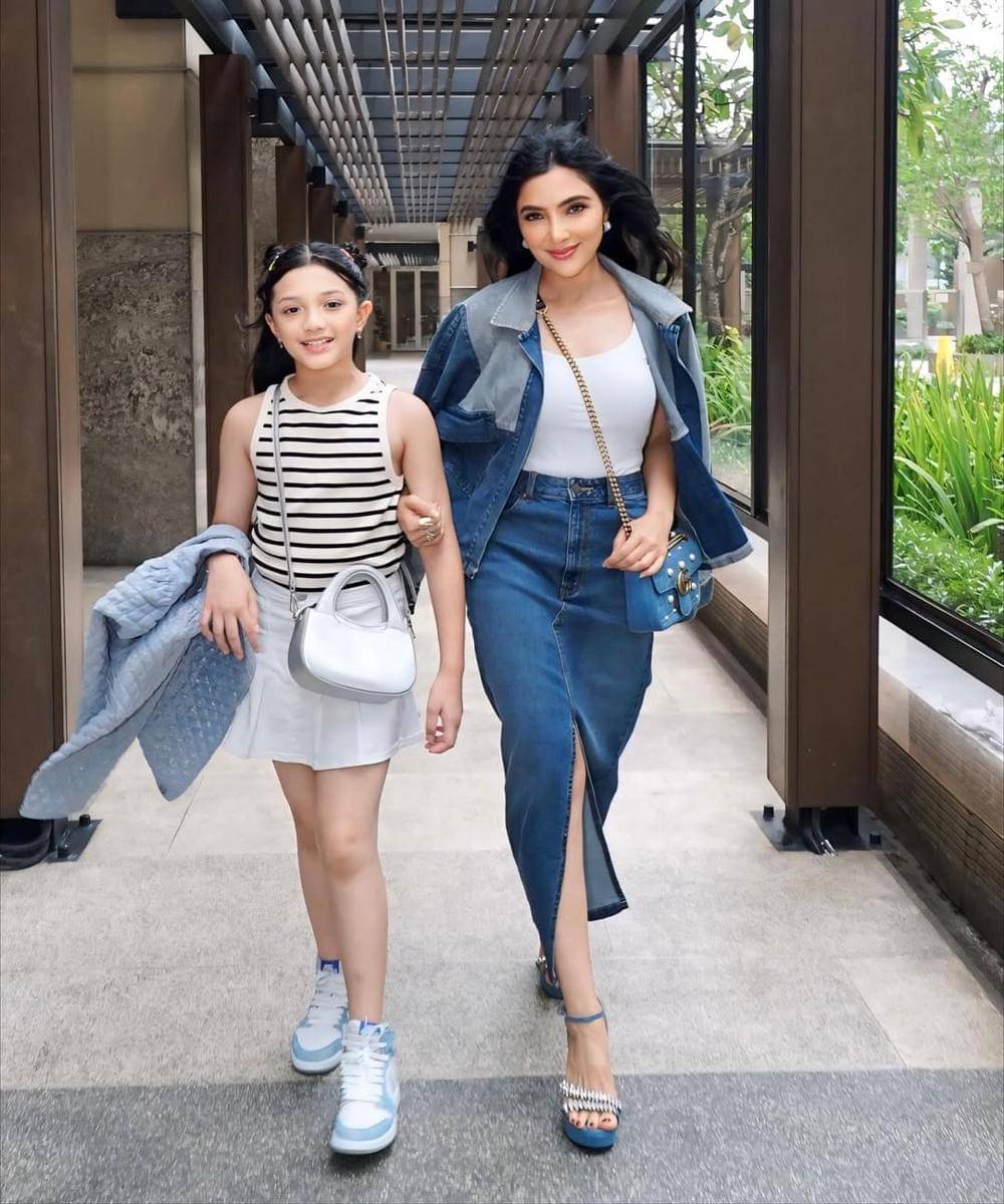 Ashanty saat Fan Meeting Lee Chaemin 4.jpg