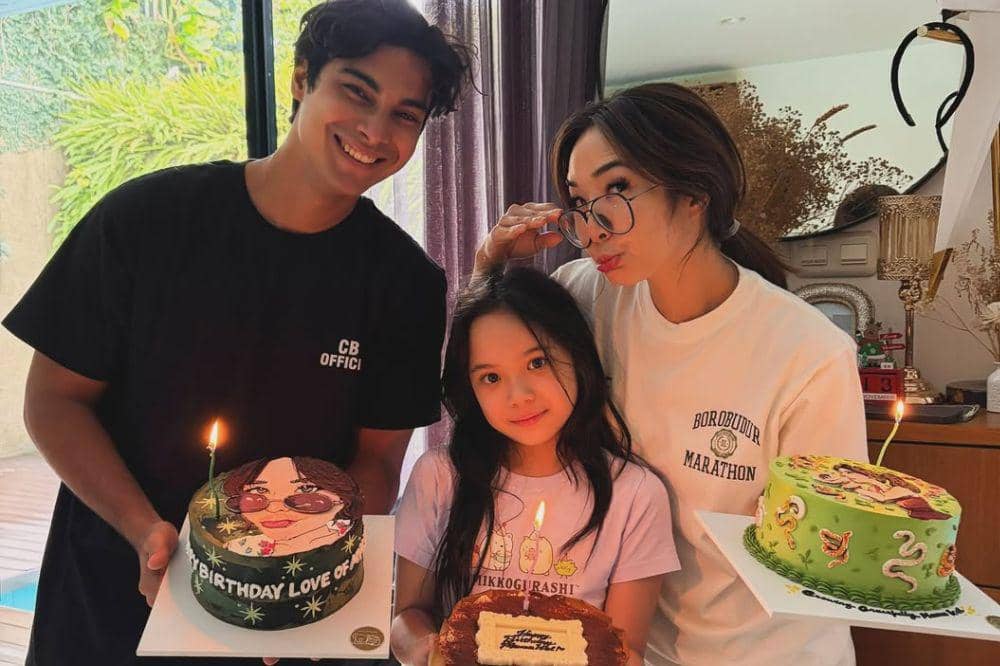 9 Foto Cinta Brian Kasih Surprise Ulang Tahun Gisel ke-35
