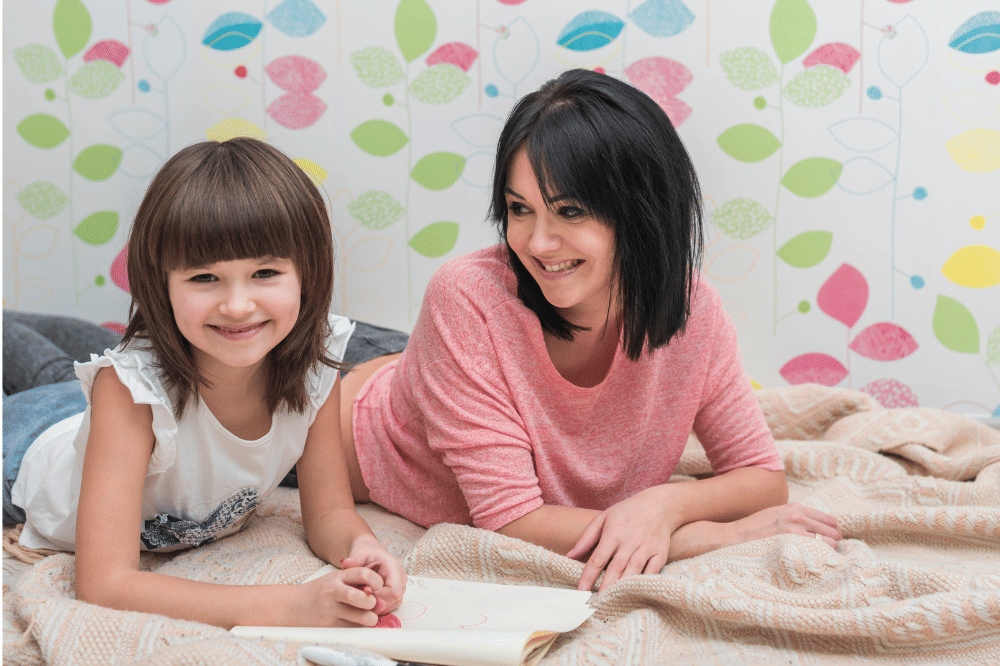 5 Pertanyaan untuk Anak Usia Sekolah agar Lebih Terbuka pada Mama