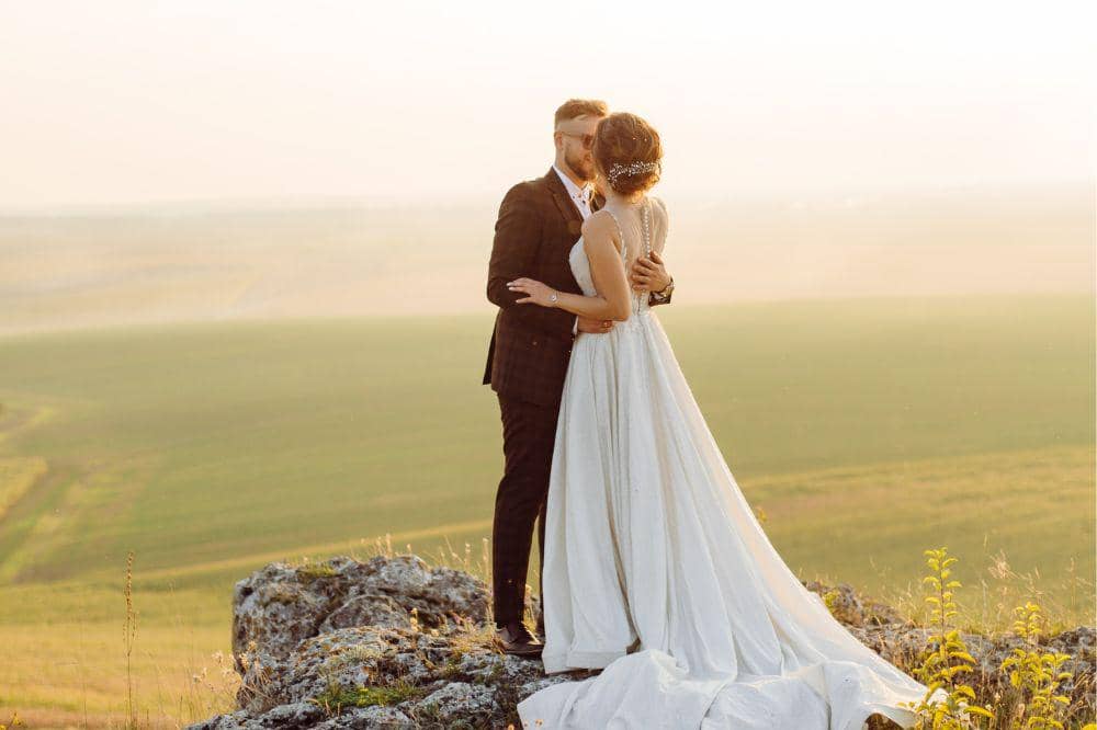 Media Sosial Bisa Memengaruhi Gen Z dalam Pernikahan