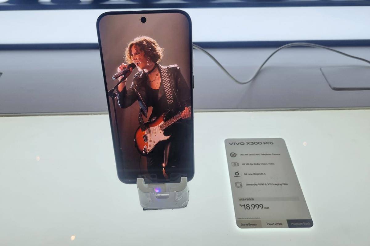 Vivo V300 Series 2.jpg