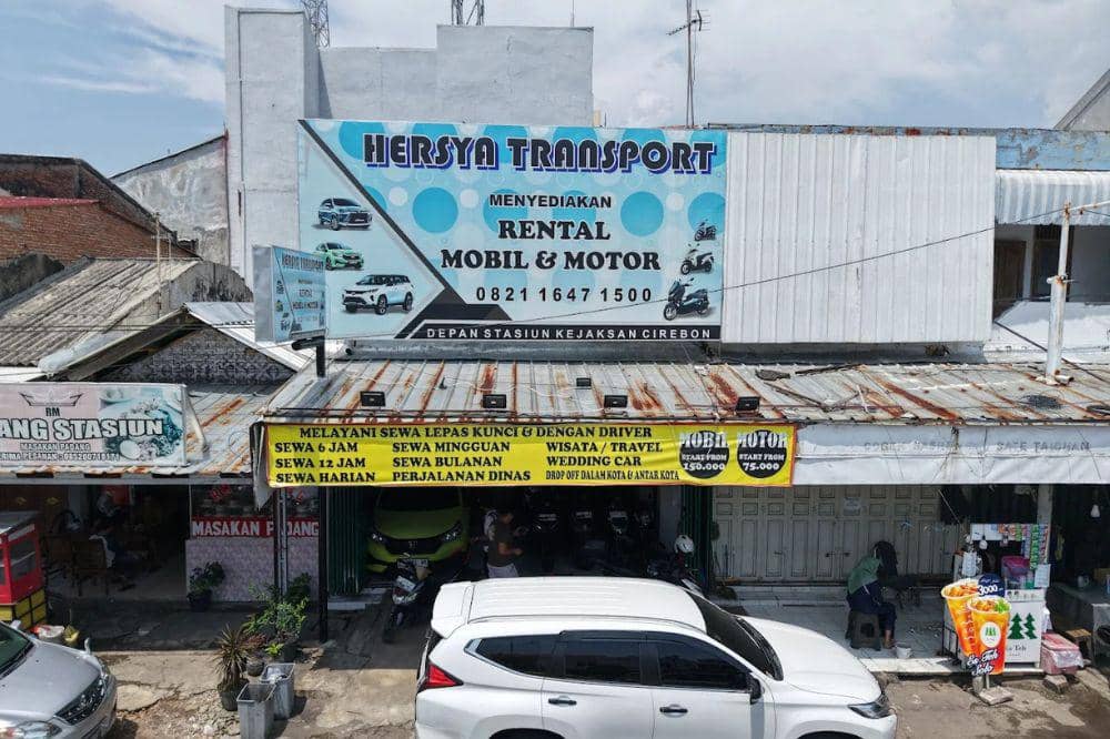6 Rental Mobil Cirebon, Bisa Sekaligus Paket Wisata (2).jpg