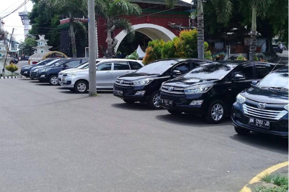 5 Rental Mobil Bengkulu, Liburan Bersama Keluarga Jadi Lebih Hemat