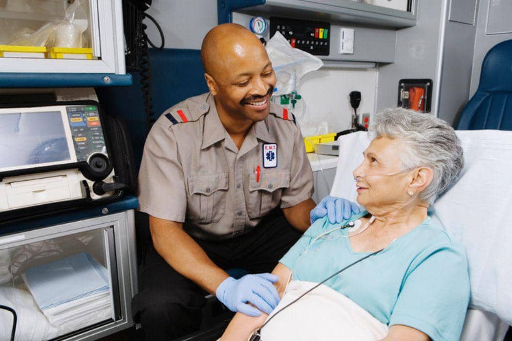 6 Langkah Pertolongan Pertama Jika Bertemu Orang Pingsan (7).jpg