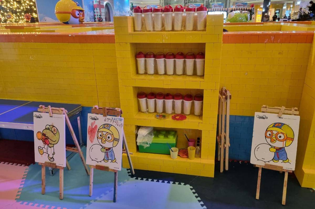 Pororo Merry Holiday 2.jpg