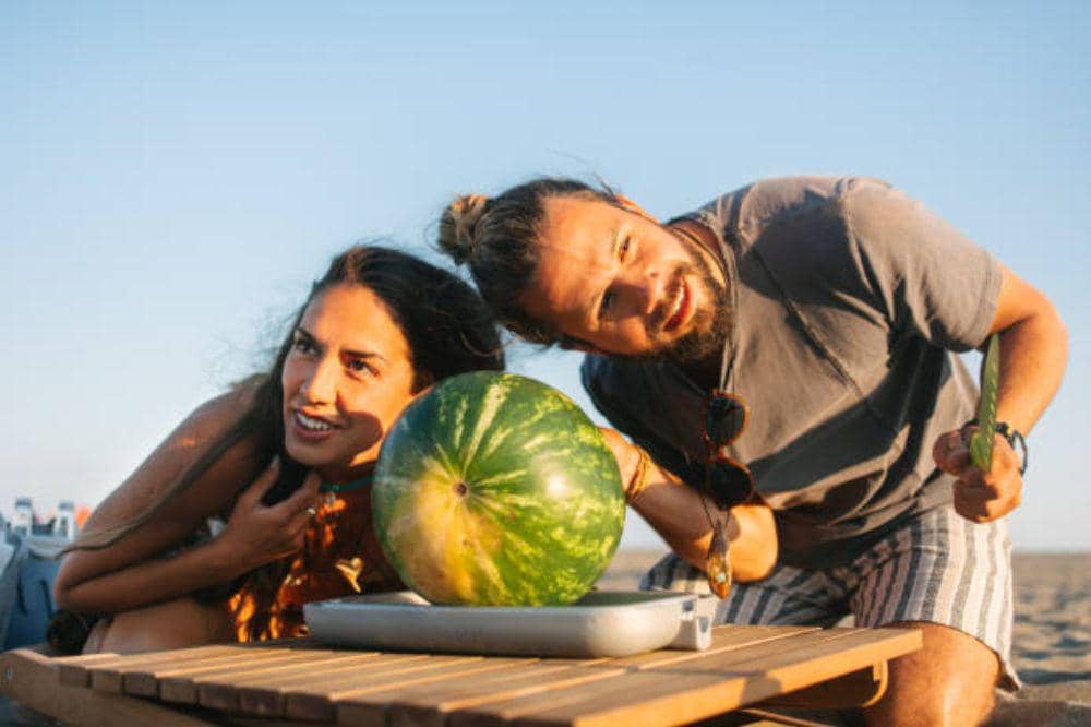 6 Cara Memilih Semangka yang Manis dan Matang Sempurna