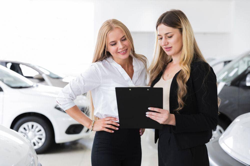 5 Rental Mobil Jakarta Timur, Cocok Untuk Perjalanan Bisnis