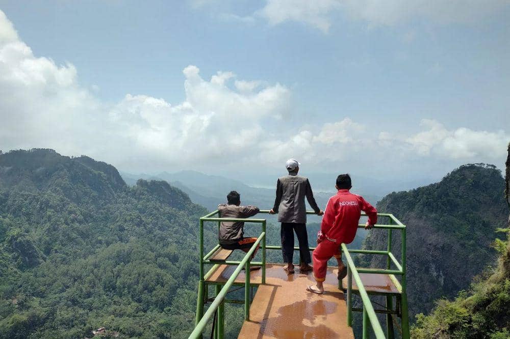 5 Destinasi Dieng Baru Wonosobo, Jelajahi Keindahan Alam Tersembunyi (4).jpg