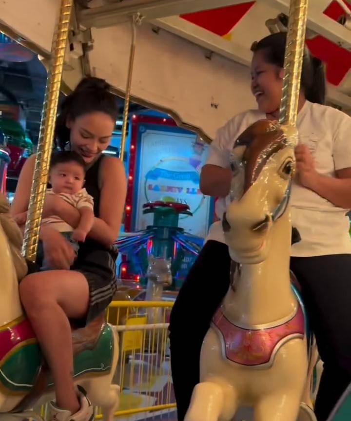 Instagram.com/eri.carl