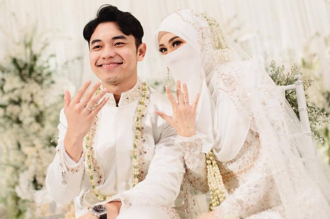 Siapa Tinandrose Istri Fiki Naki