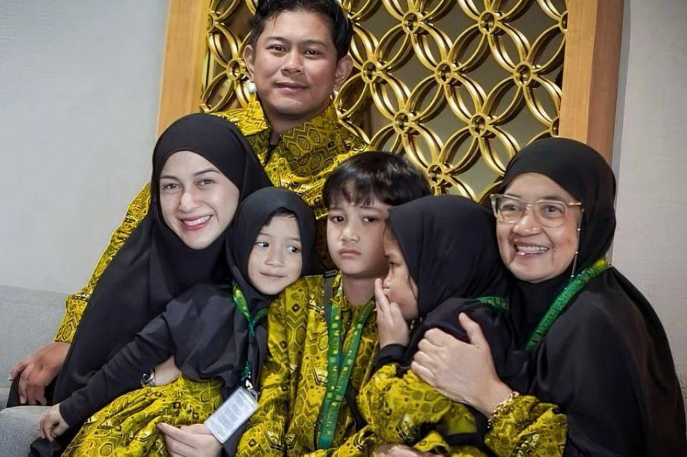 Instagram.com/ninazatulini22