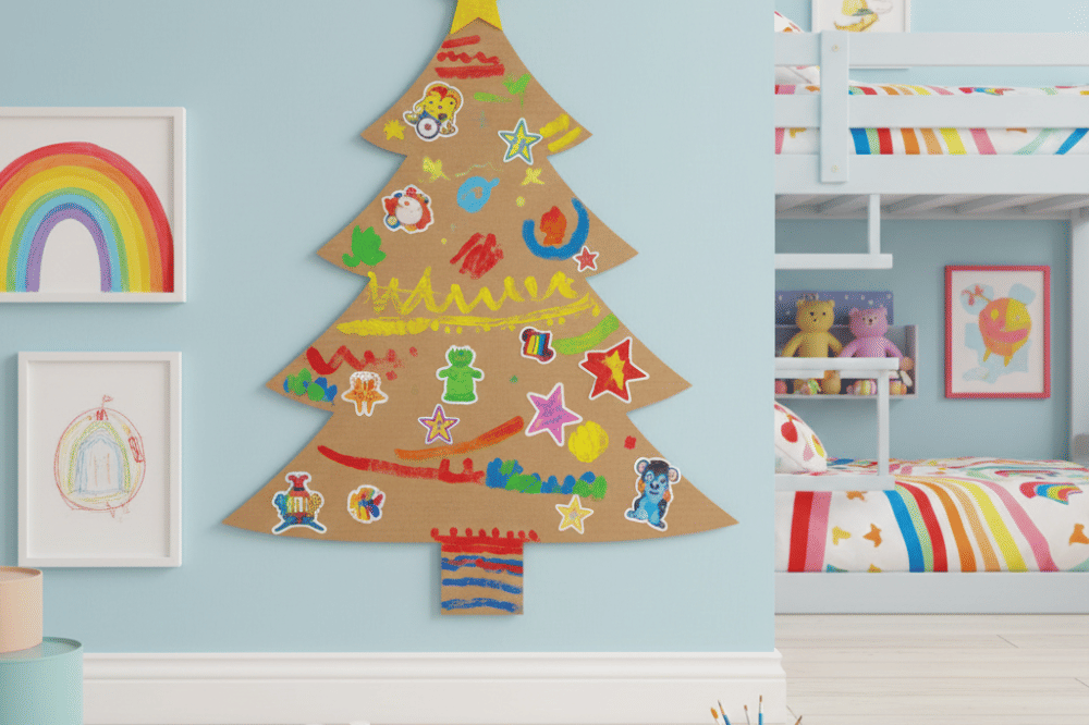 DIY Pohon Natal dari Kardus