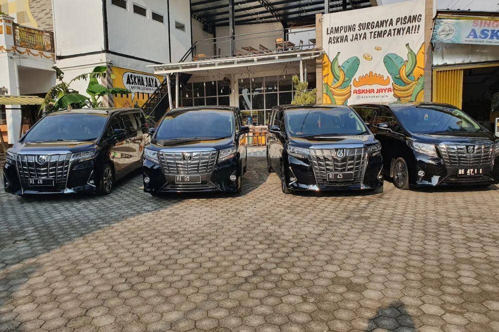 9 Rental Mobil Bandar Lampung, Layanan 24 Jam Siap Pakai (4).jpg