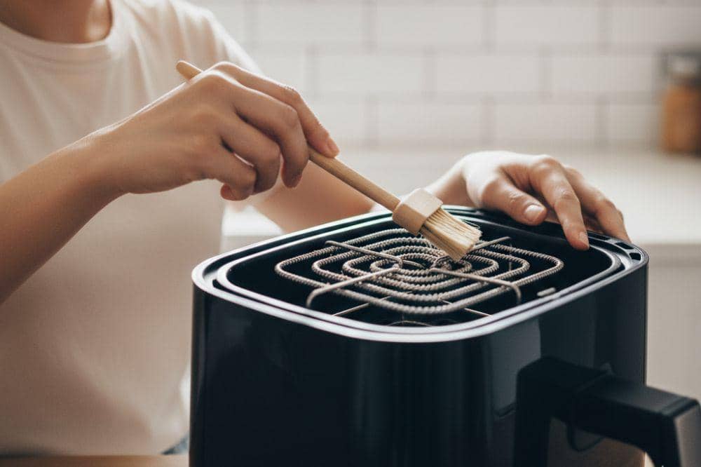 Cara Membersihkan Air Fryer