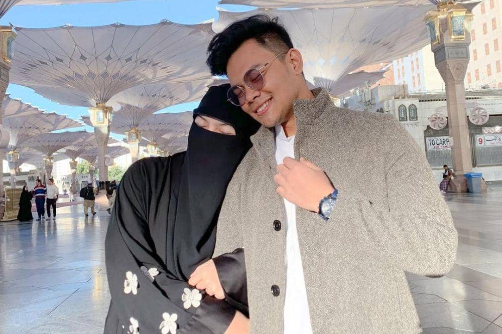 Red Flag Pernikahan Insanul Fahmi dan Wardatina Mawa