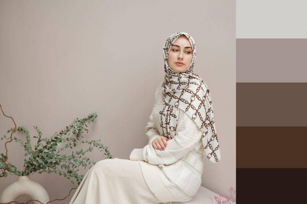 Gaya Hijab Segiempat untuk Tampil Stylish