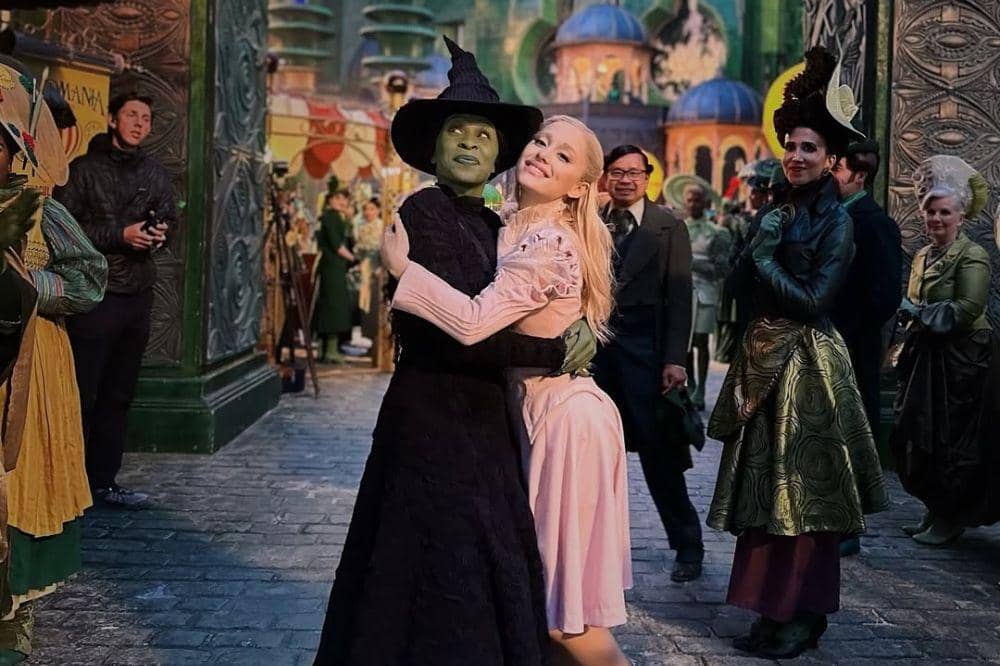 Fakta Persahabatan Ariana Grande dan Cynthia Erivo