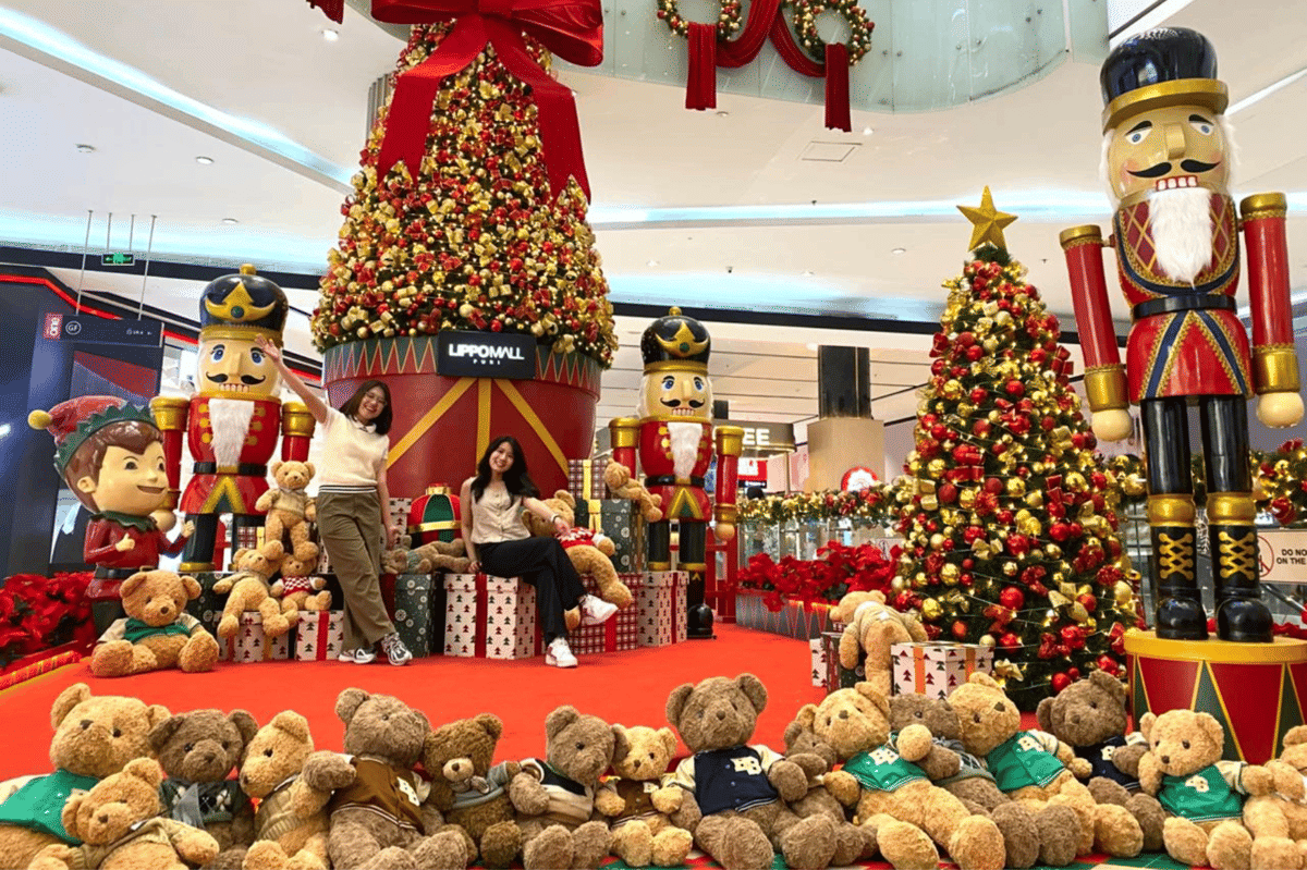Gemas! 100 Boneka Teddy Bear Lengkapi Dekorasi Natal di Lippo Mall Puri  6.png
