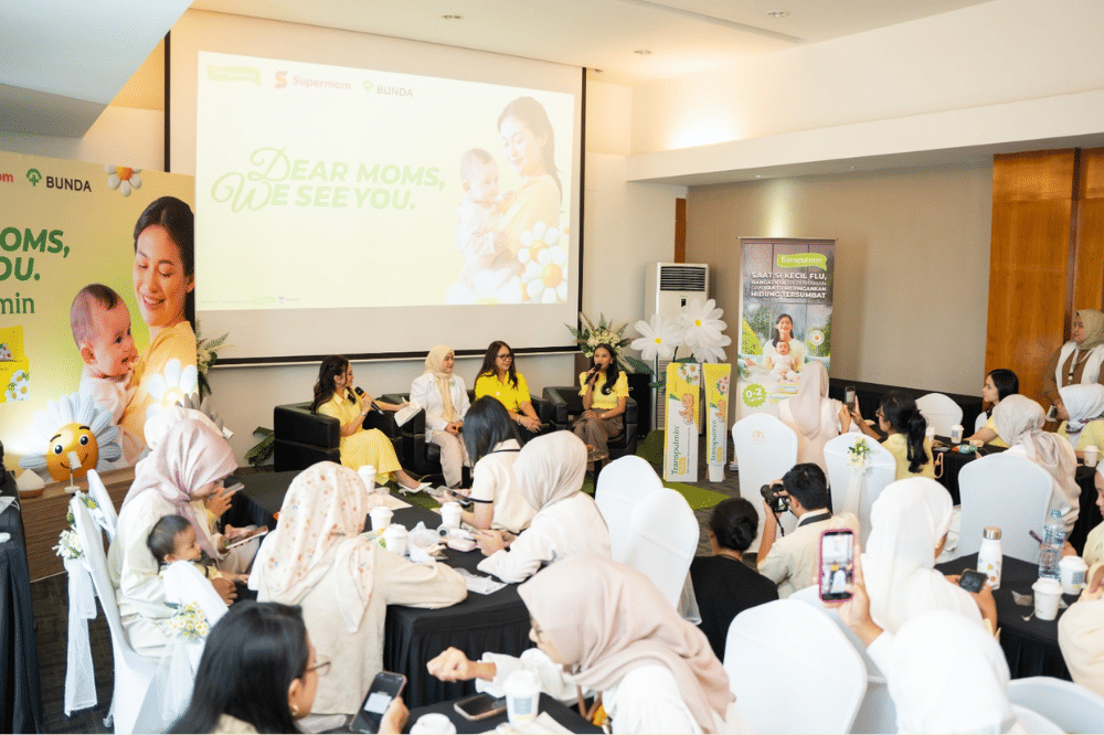 dr. Liem Hui Ling, M. Biomed dan para pembicara