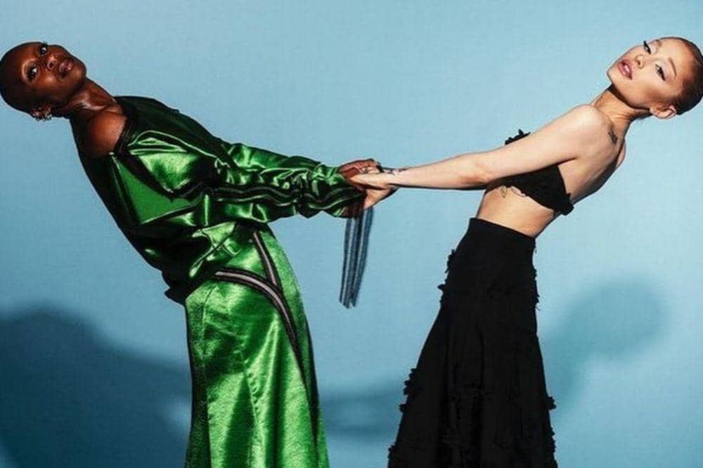 Fakta Persahabatan Ariana Grande dan Cynthia Erivo